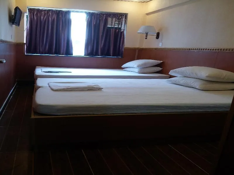Kowloon New Hostel